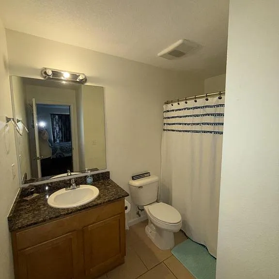 1131 Century Oaks Dr #C — Photo 28