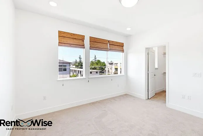 29384 Hub Ln — Photo 33