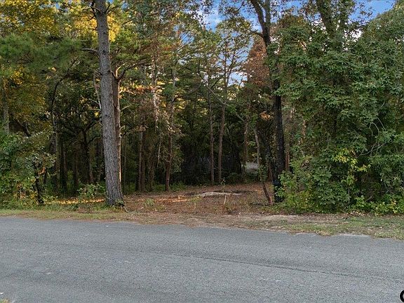 3rd image of 20722 Lakeview Dr