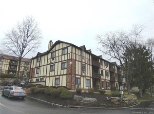 23 Canterbury Rd #23, Bridgeport, CT 06606