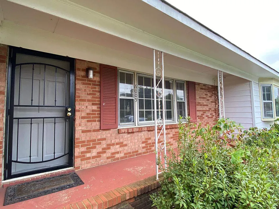 6005 Santa Fe Dr