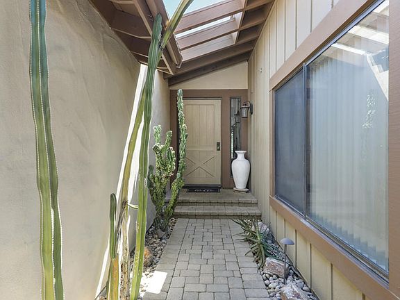 2nd image of 136 Deer Spring Way