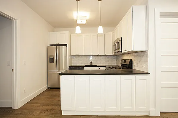 Rented by Michal Kuras, LREB | media 3