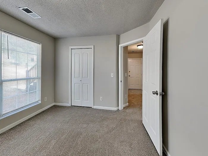 4145 Riverbank Ct — Photo 16