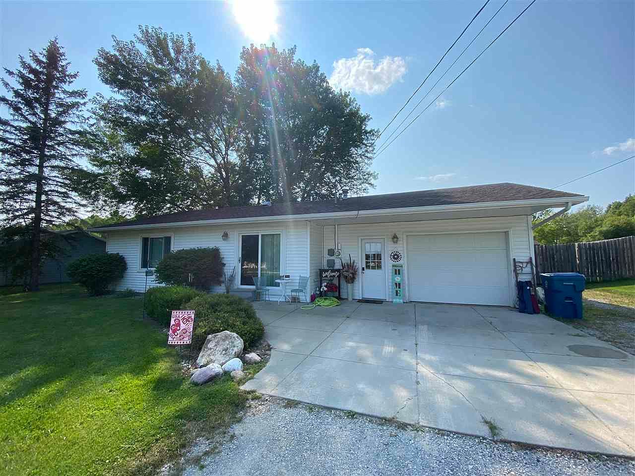 608 Hayes St, Rose City, MI 48654 Zillow