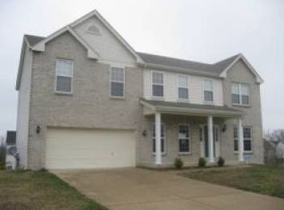 1031 Landing Place Dr, Lake Saint Louis, MO 63367