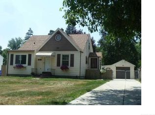 22 Hillcrest Hts, Buffalo, NY 14224