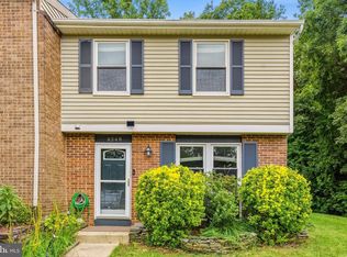 8348 Rocky Forge Ct, Springfield, VA 22153