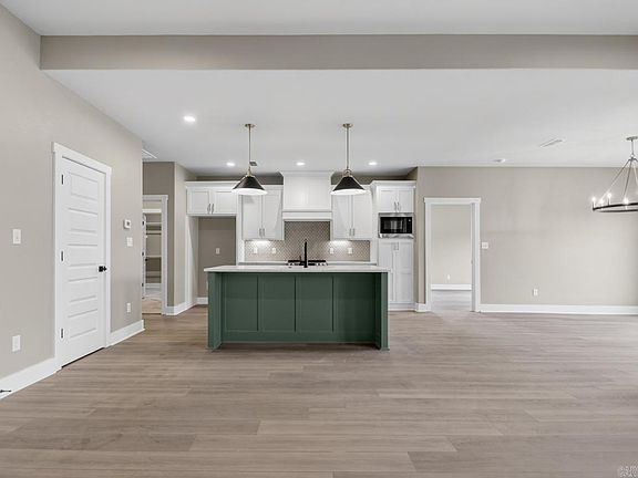 3rd image of 5157 Peace Ln