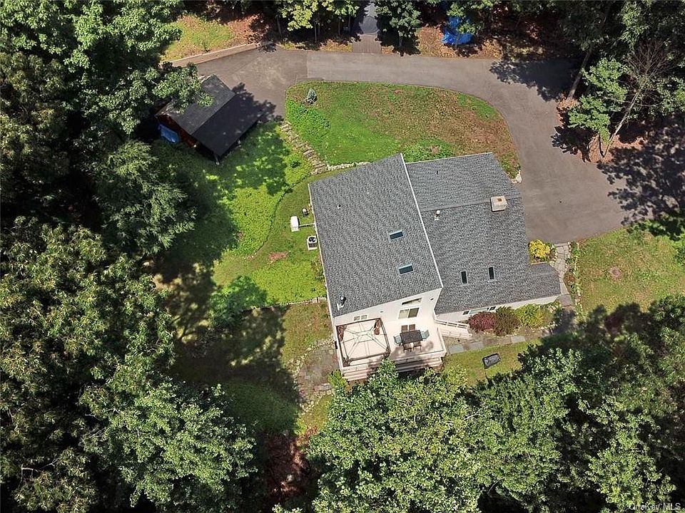 1st image of 412 Buena Vista Rd