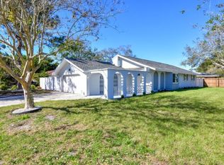 3761 Nogales Dr, Sarasota, FL 34235