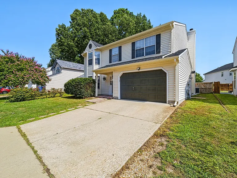 1578 Winthrope Dr — Photo 3