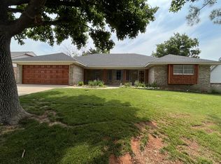 1304 Pine Oak Dr, Edmond, OK 73034