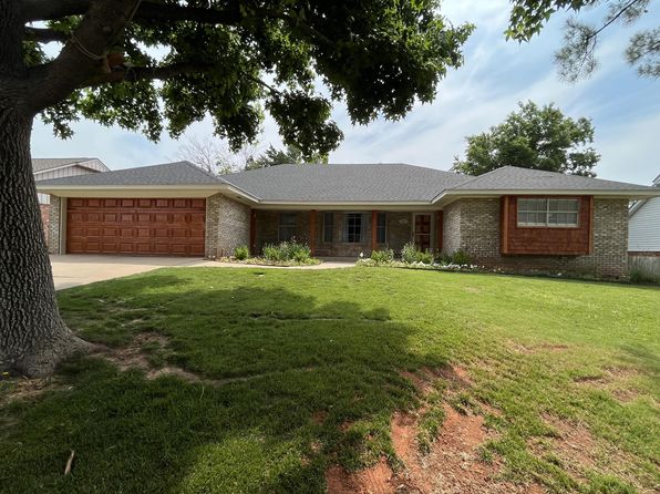 1304 Pine Oak Dr
