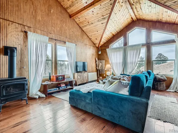 1403 Caracara Lane, Jefferson, CO 80456