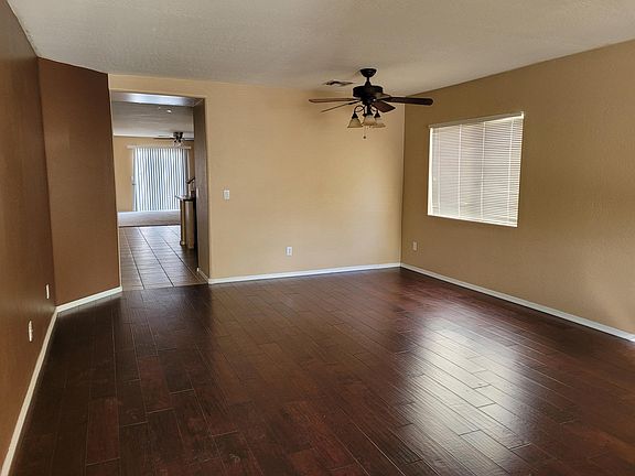 3rd image of 11646 W Duran Ave