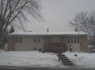 975 Waterloo Ave, West Saint Paul, MN 55118