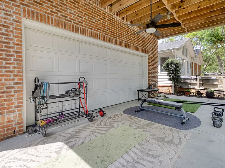 1444 Relyea Ave — Photo 9