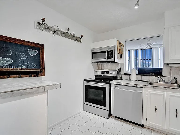 2017 S Ocean Dr #205 — Photo 13