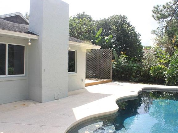 4th image of 3202 S M U Blvd