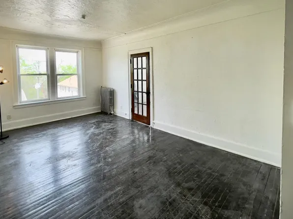 2545 Ford St APT C2, Detroit, MI 48238
