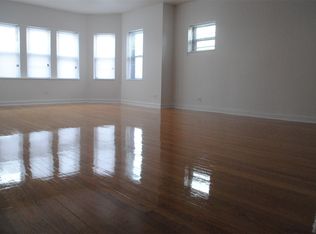 5912 W Washington Blvd #301, Chicago, IL 60644