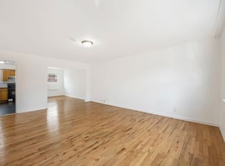 180 W 26th St, Bayonne, NJ 07002