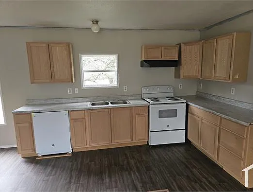 112 Calvary — Photo 2