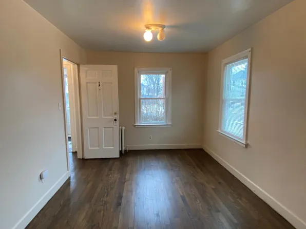 767 Riverbank St #1, Wyandotte, MI 48192