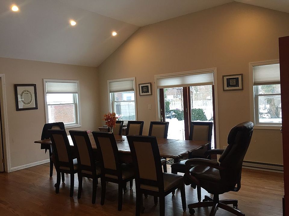1st image of 1129 Doughty Blvd