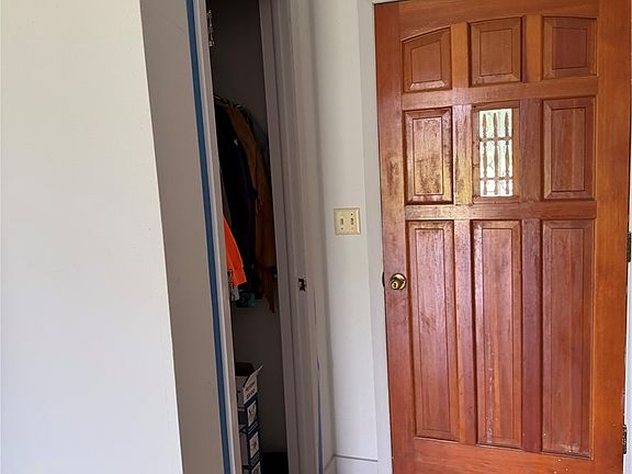 4th image of 3500 Scott Ln