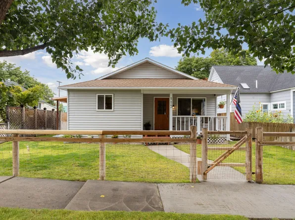 115 S 8th St, Hamilton, MT 59840