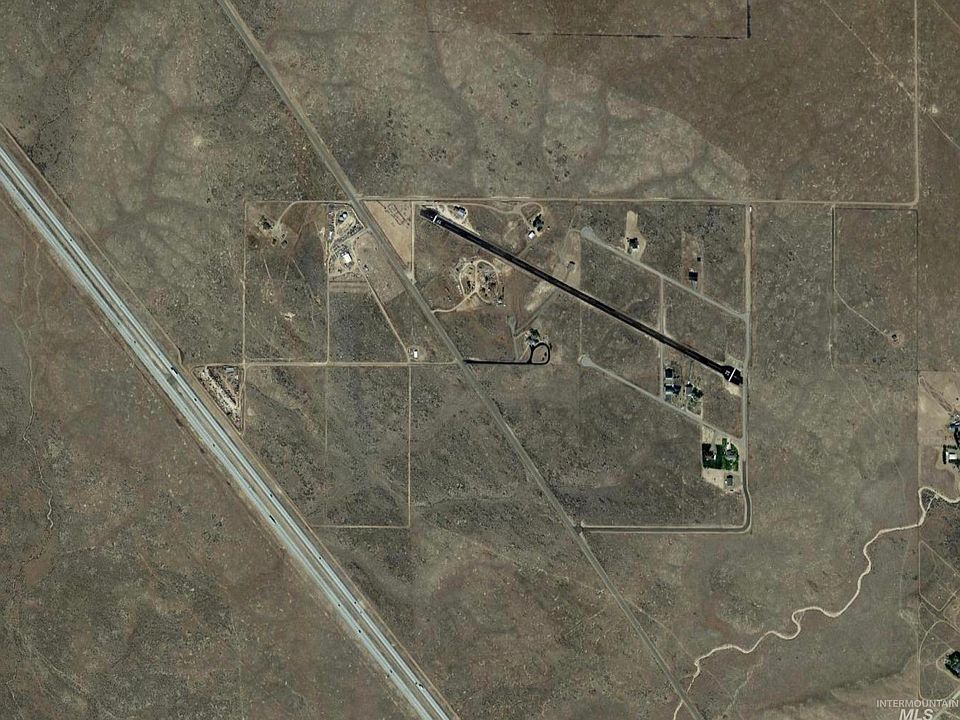 1st image of 2785 Desert Wind Rd