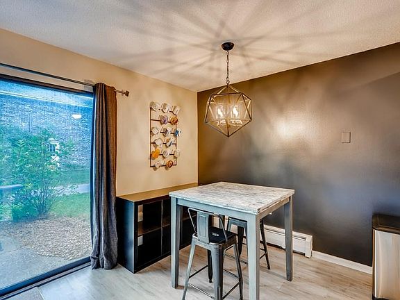 4th image of 816 Old Settlers Trl APT 3
