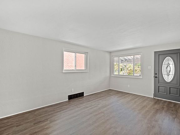 3rd image of 3403 Clearfield St