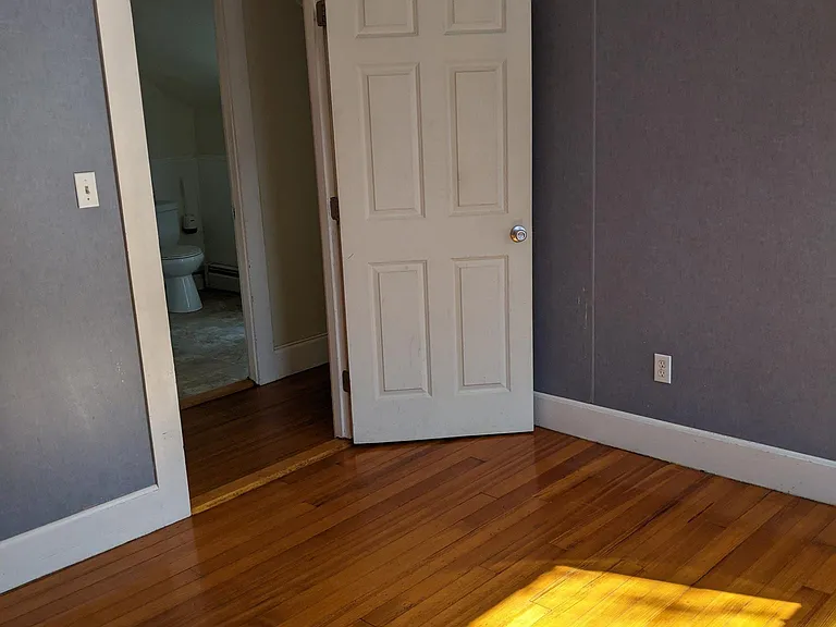 24 Strout St — Photo 11