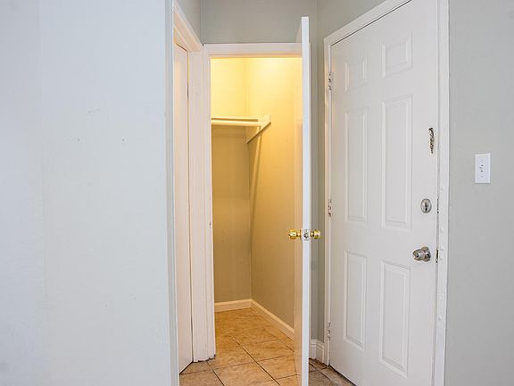 5th image of 517 Linden Ave #3B