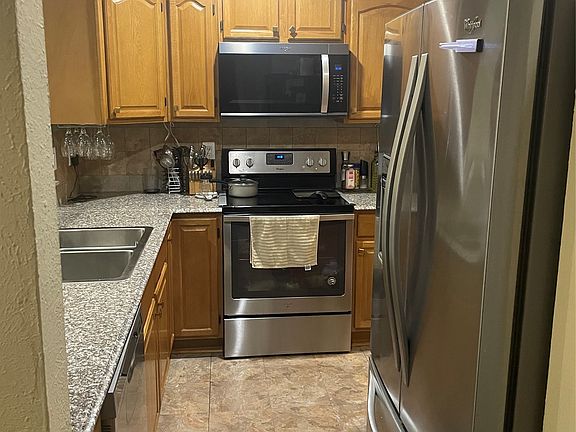 5th image of 8601 Park Ln APT 413