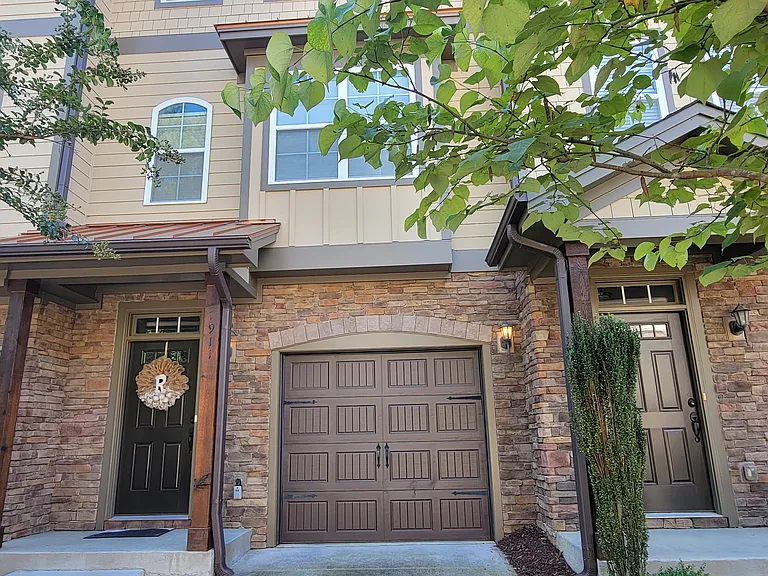 7911 Dukes Dynasty Dr — Photo 29
