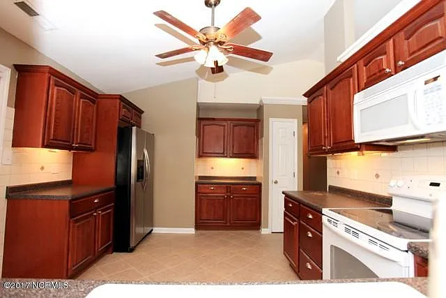 2457 Saddleridge Dr — Photo 19