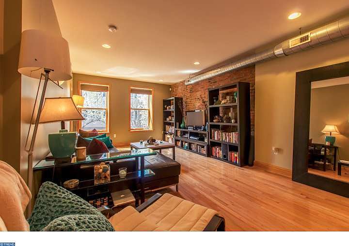 1st image of 625 Bainbridge St Unit 3