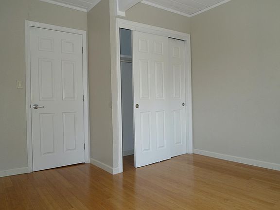 2nd image of 7395 Rainbow Dr