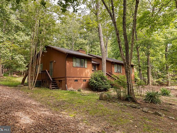 3rd image of 187 Piney Ln