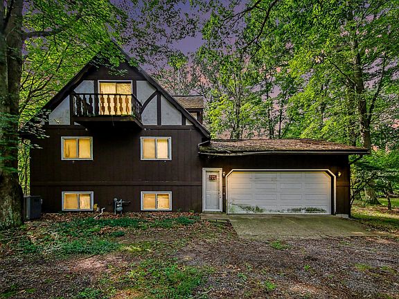 2nd image of 6700 Wildwood Dr
