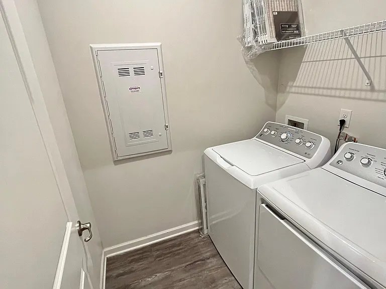 425 S Downs Cir — Photo 5