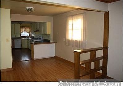 3rd image of 320 5th Ave NE