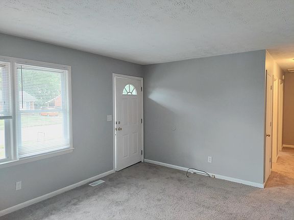 4th image of 3632 Niles Dr