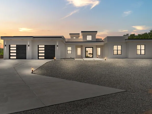 1367 Rivas Rd, Los Lunas, NM 87031