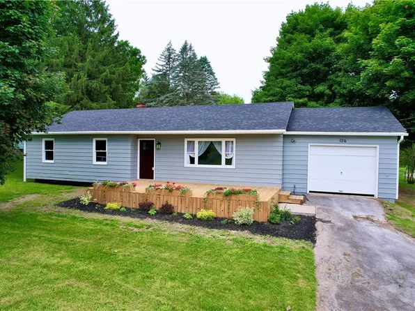 126 Cooper St, Oriskany Falls, NY 13425