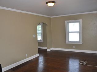33 W 77th St, Kansas City, MO 64114